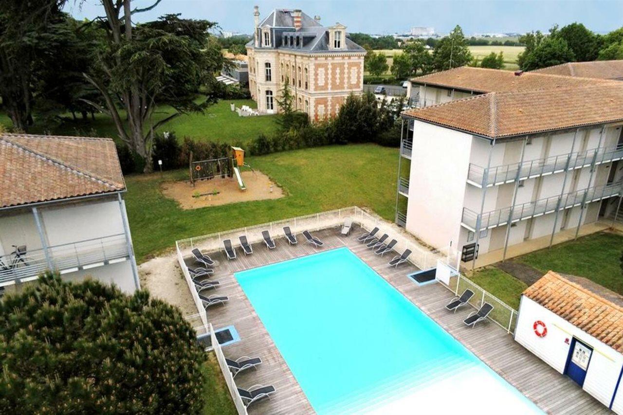 Vacanceole - Le Domaine Du Chateau - La Rochelle / Ile De Re Aparthotel Lagord Exterior photo